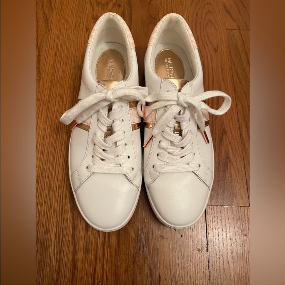 Michael Kors White and Gold Women's Sneakers-size 6.5